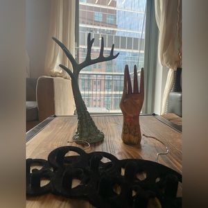 Bundle of 4 Items: 2 Jewelry Stands & 2 Necklace Hangers